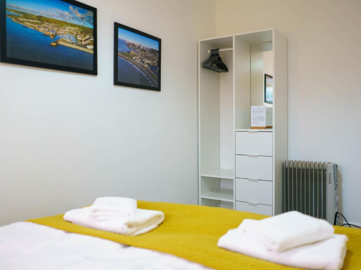 Pass The Keys Modern 2 Bed Flat Overlooking Aberaeron Harbour Eksteriør billede
