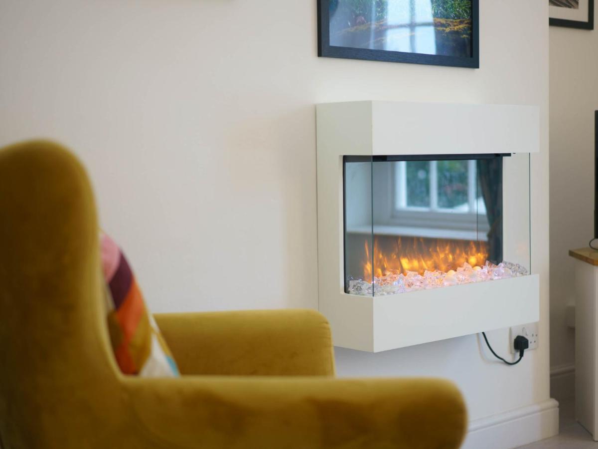 Pass The Keys Modern 2 Bed Flat Overlooking Aberaeron Harbour Eksteriør billede