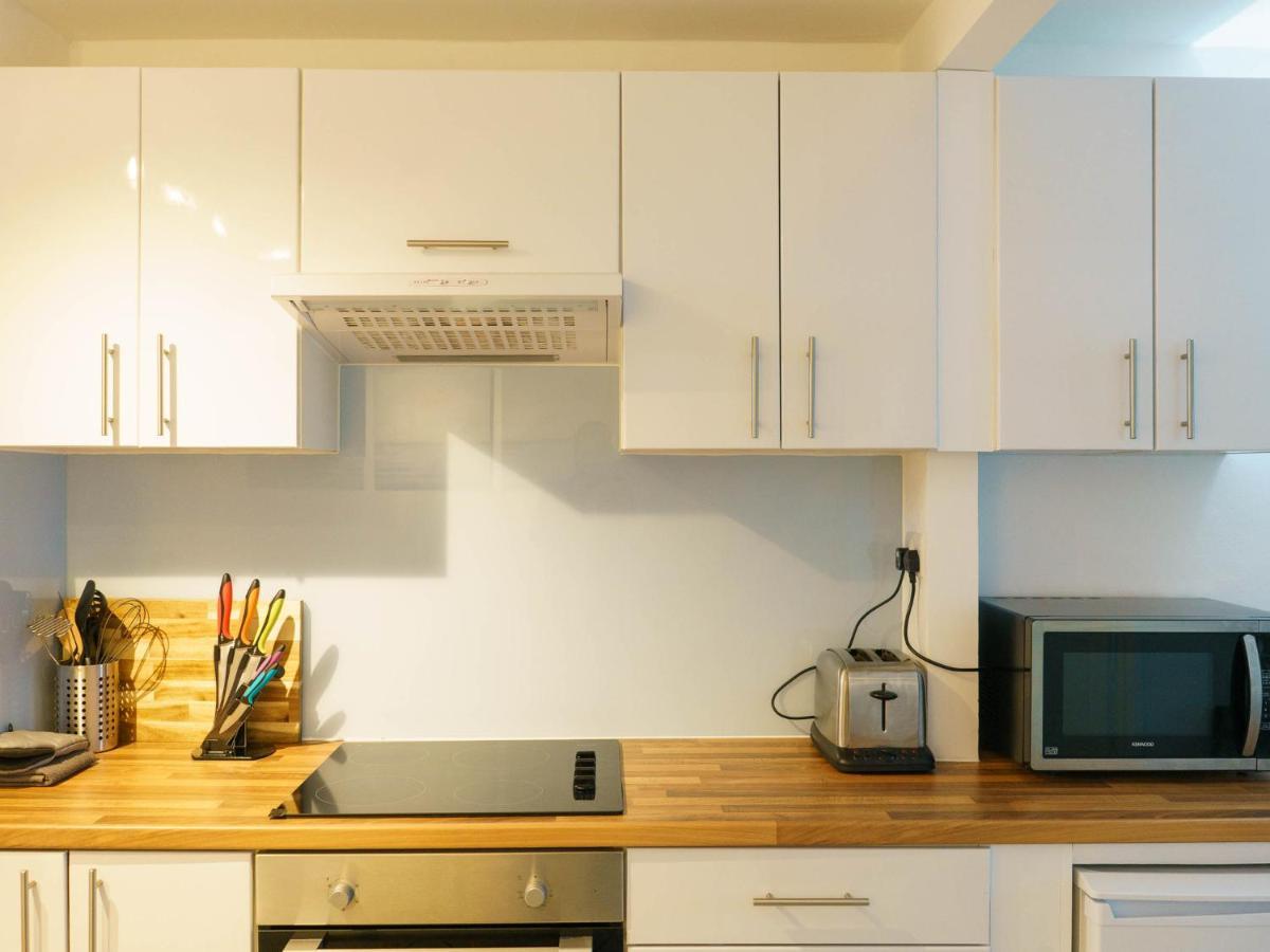 Pass The Keys Modern 2 Bed Flat Overlooking Aberaeron Harbour Eksteriør billede