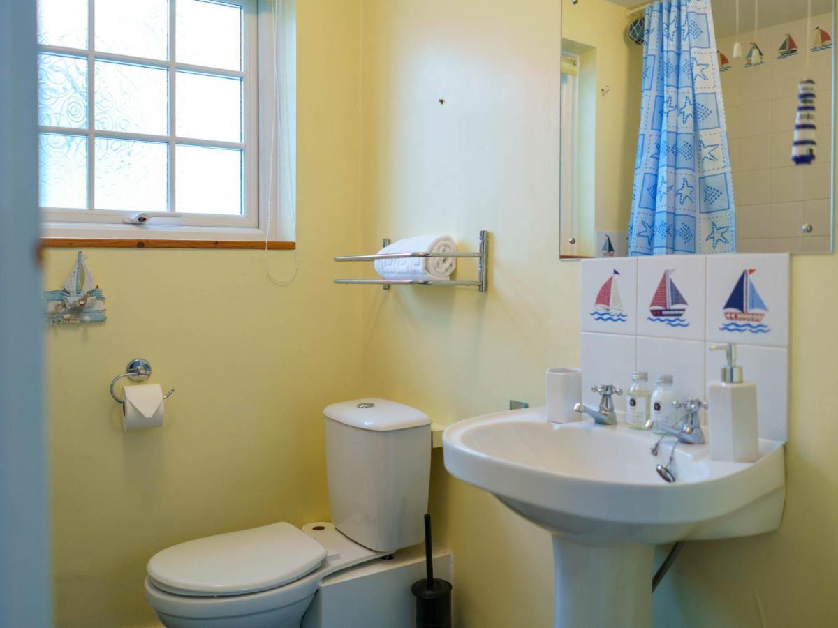 Pass The Keys Modern 2 Bed Flat Overlooking Aberaeron Harbour Eksteriør billede
