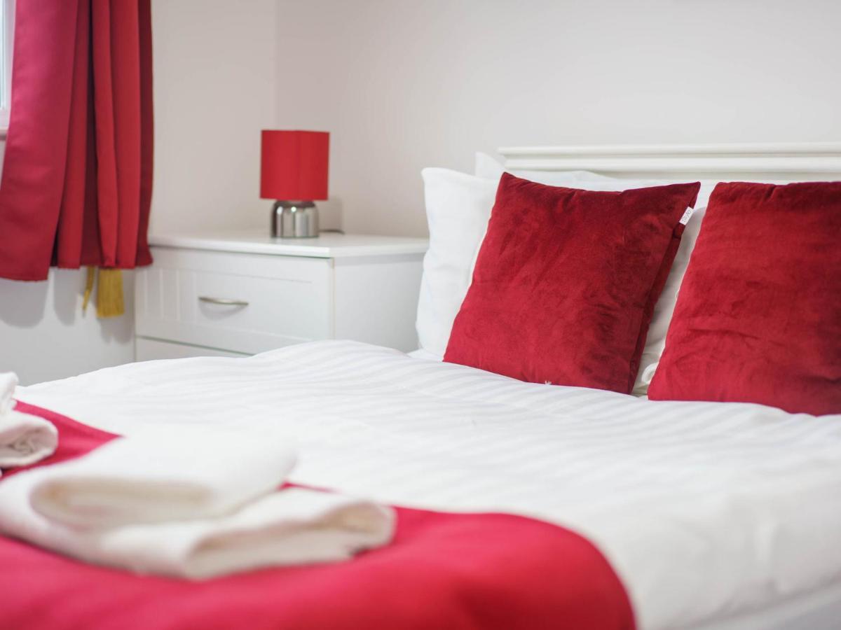 Pass The Keys Modern 2 Bed Flat Overlooking Aberaeron Harbour Eksteriør billede