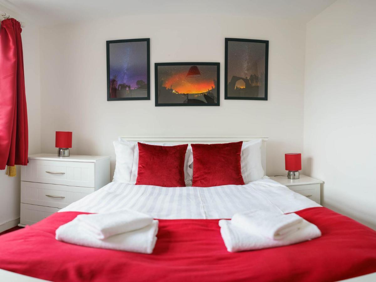 Pass The Keys Modern 2 Bed Flat Overlooking Aberaeron Harbour Eksteriør billede
