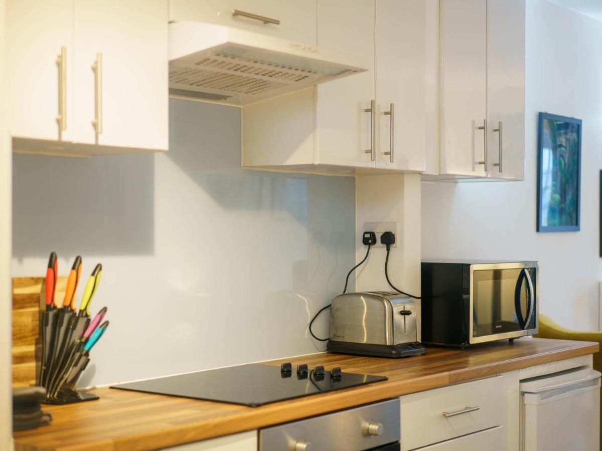 Pass The Keys Modern 2 Bed Flat Overlooking Aberaeron Harbour Eksteriør billede